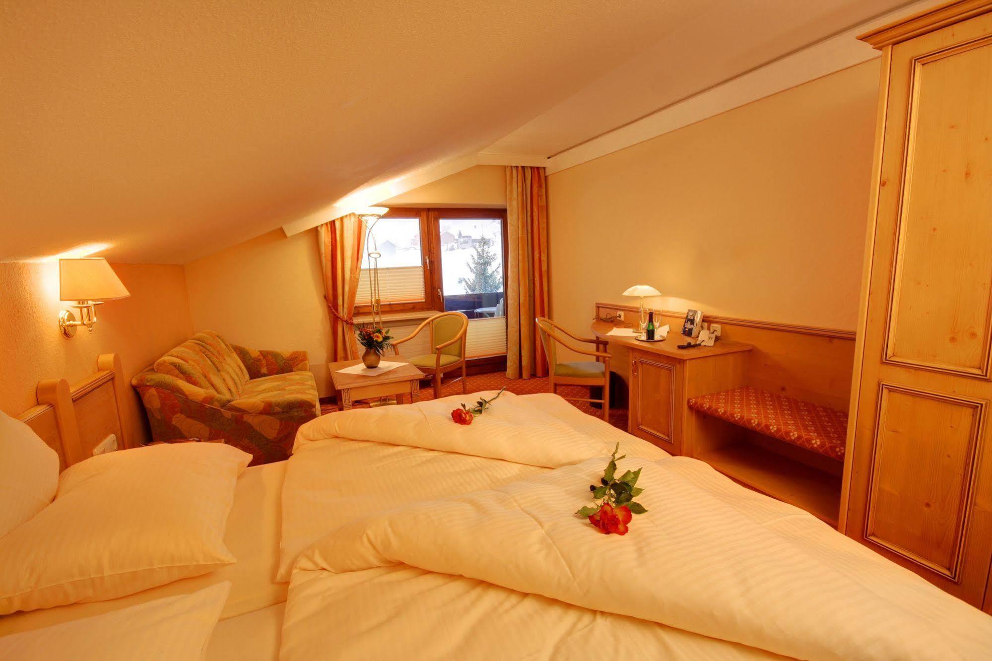 Suitehotel Kleinwalsertal เฮียร์เชกก์ ภายนอก รูปภาพ