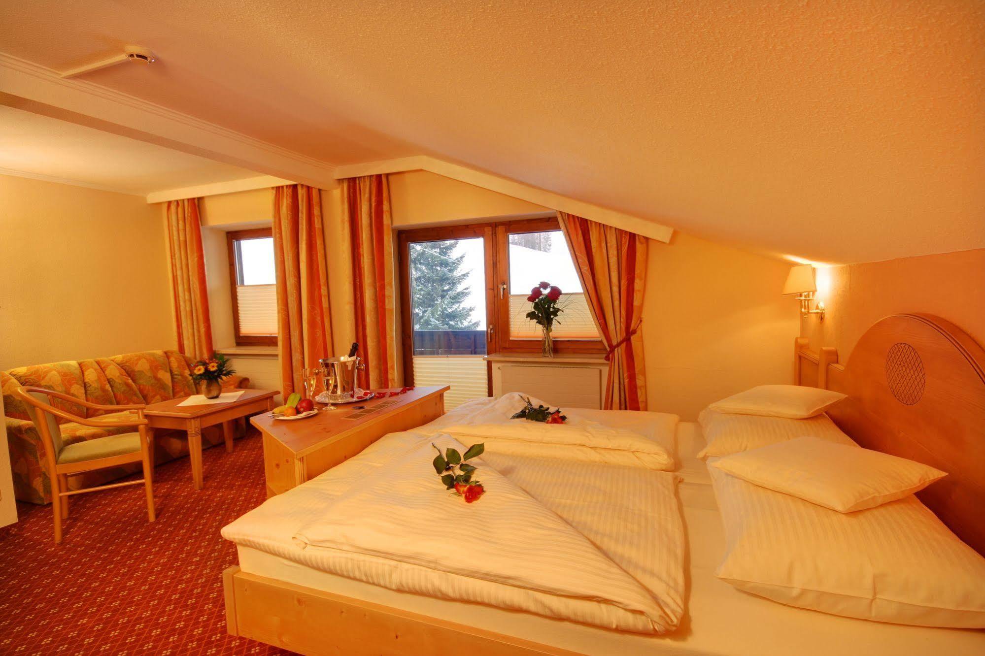 Suitehotel Kleinwalsertal เฮียร์เชกก์ ภายนอก รูปภาพ